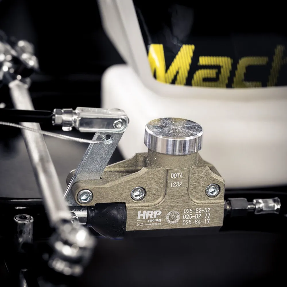 Hetschel-HRP Hauptbremszylinder am Mach1 Ares